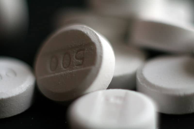 800px-paracetamol_acetaminophen_500_mg_pills