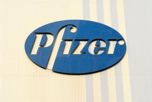 pfizer_building_logo2_1_3